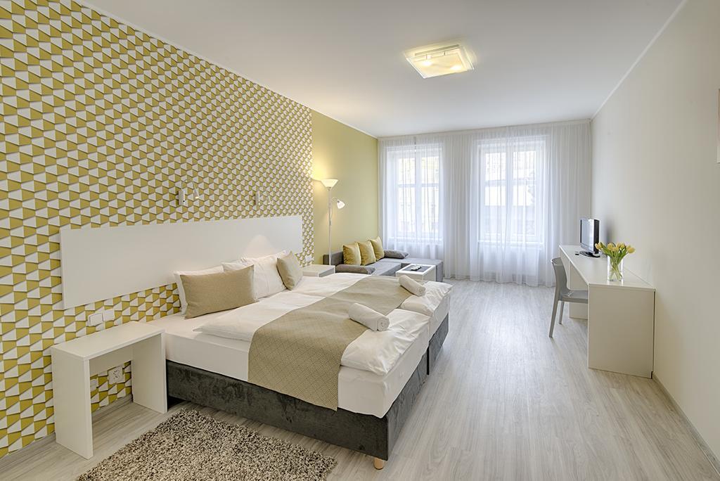 Apartment Promenada 35 Карлови Вари Екстериор снимка